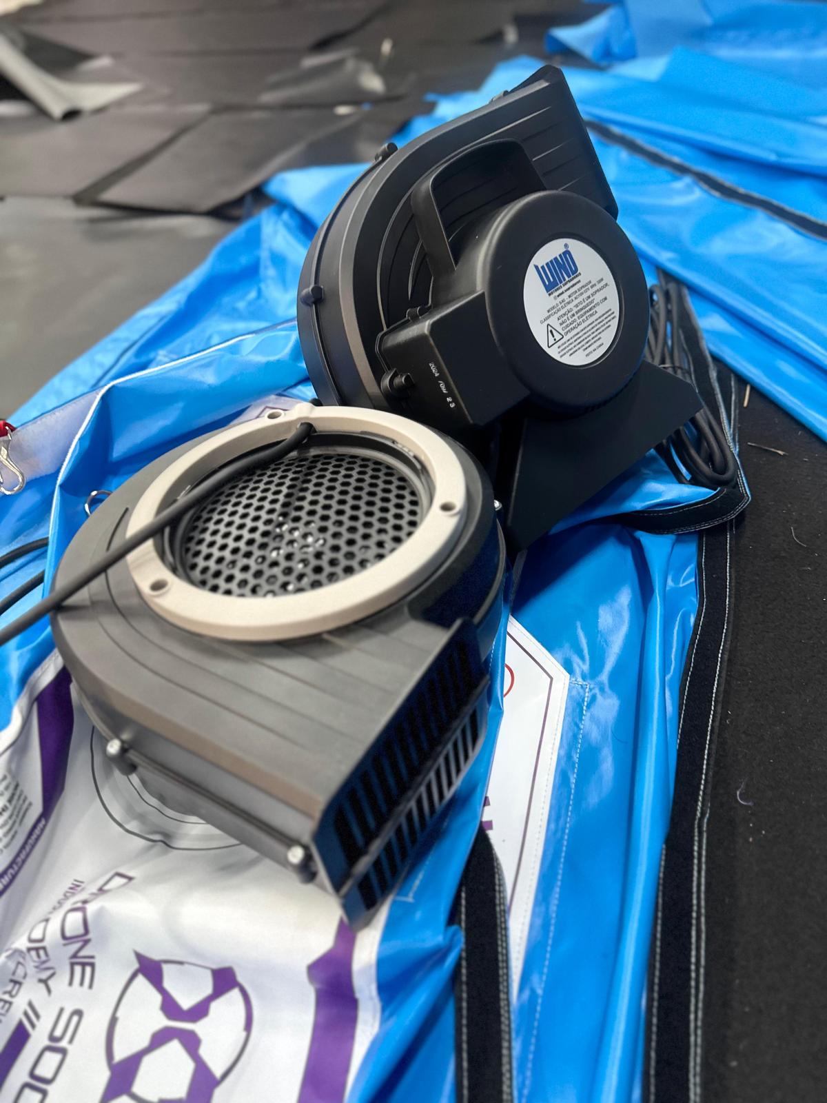 Sistema InvisiAir com hélice sirocco e motor embutido